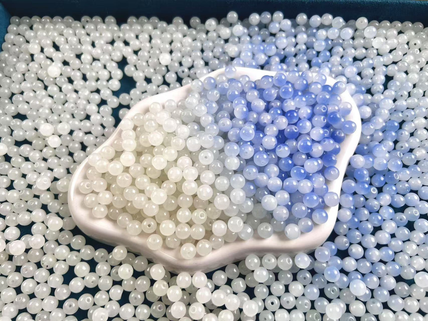 UV color-changing beads
