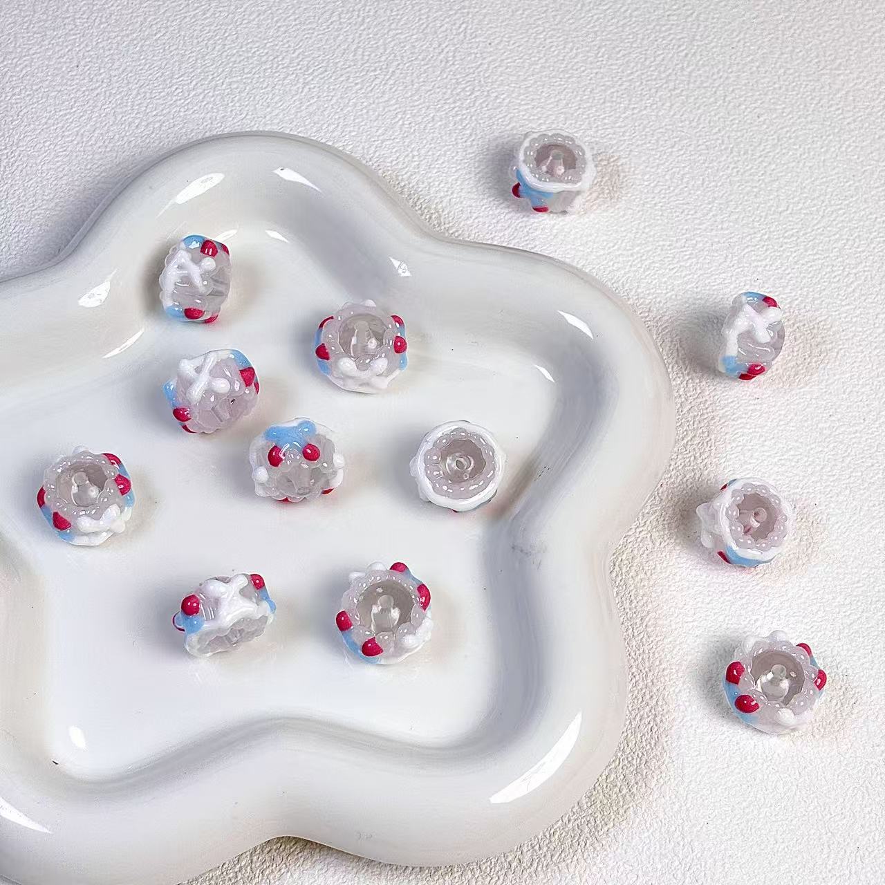 Hand-painted beads