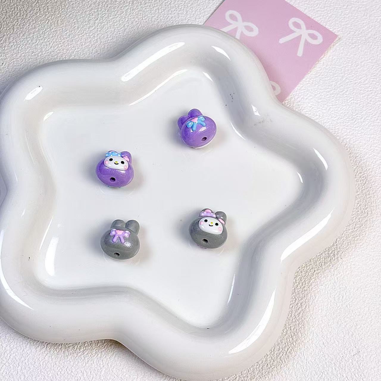 Hand-painted beads