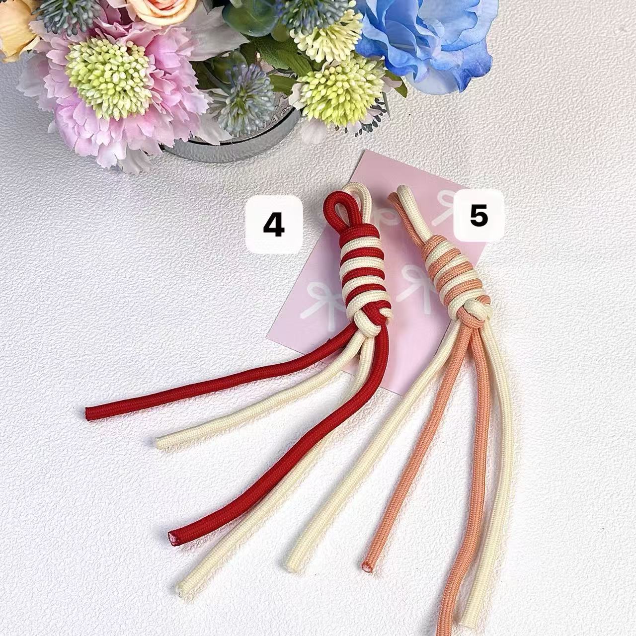 Two-color spiral knot