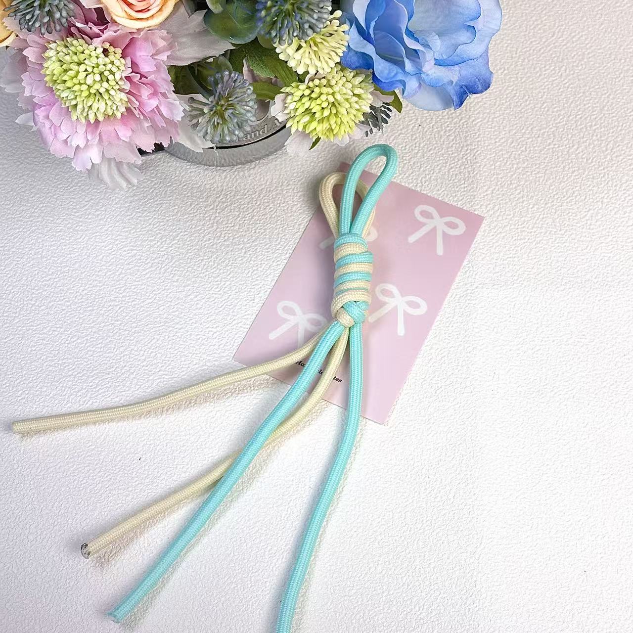 Two-color spiral knot