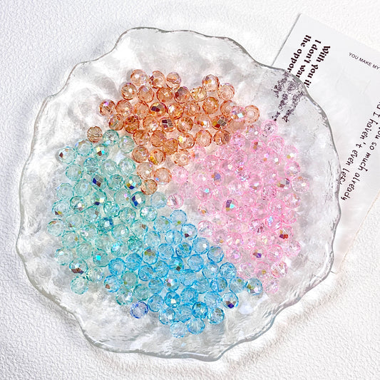 Round and glittering with a lustrous shine(8mm)