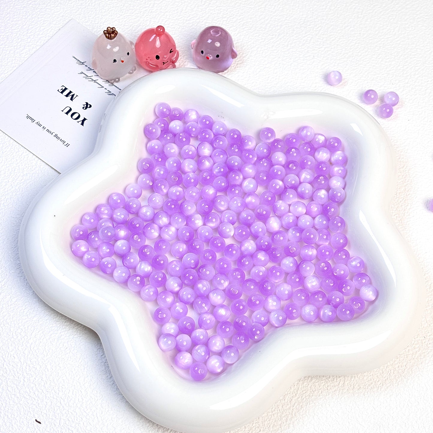 Resin cat eye beads