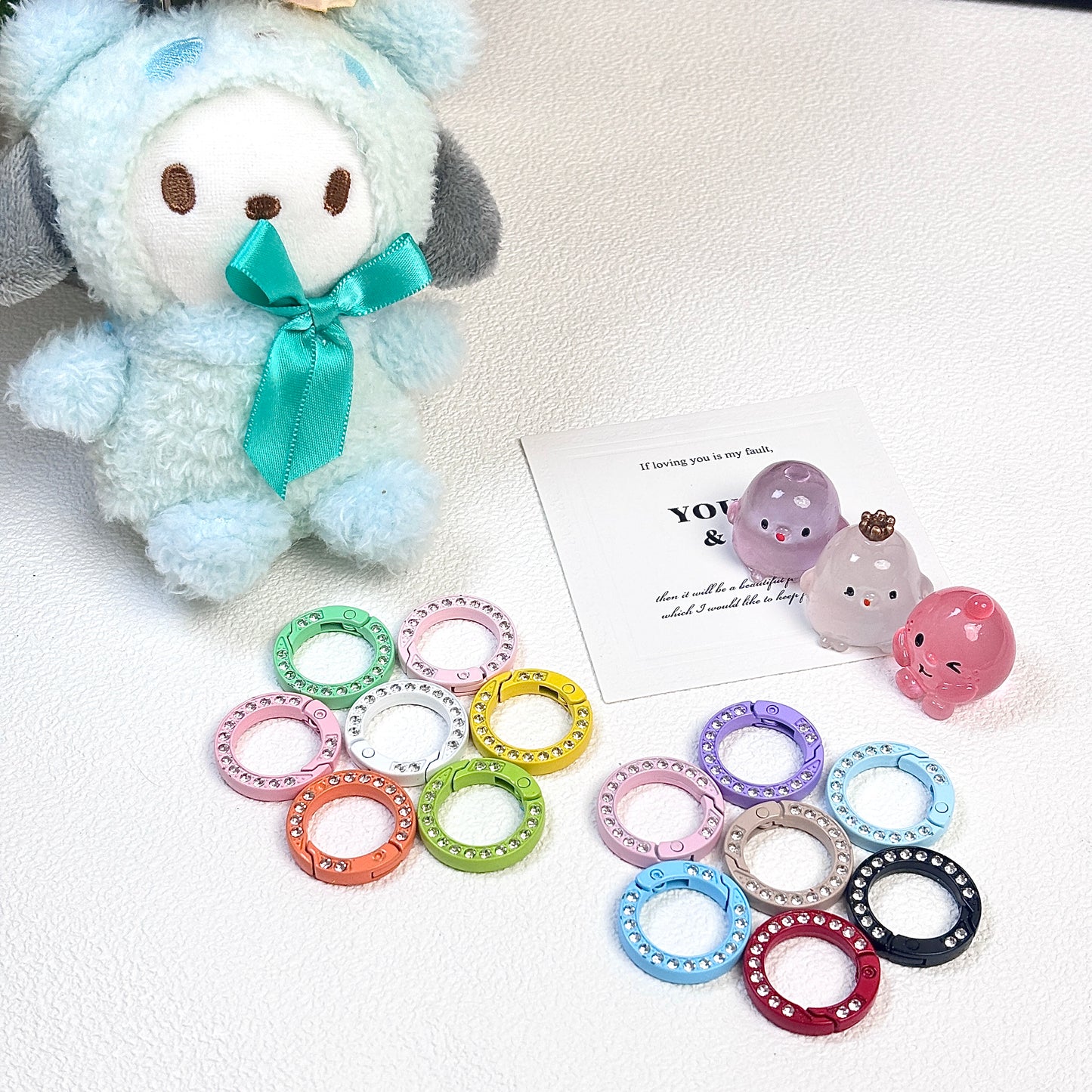Full-diamond round keychain