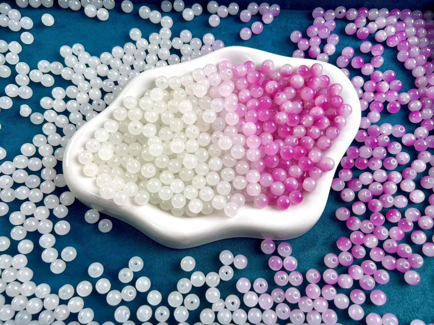UV color-changing beads