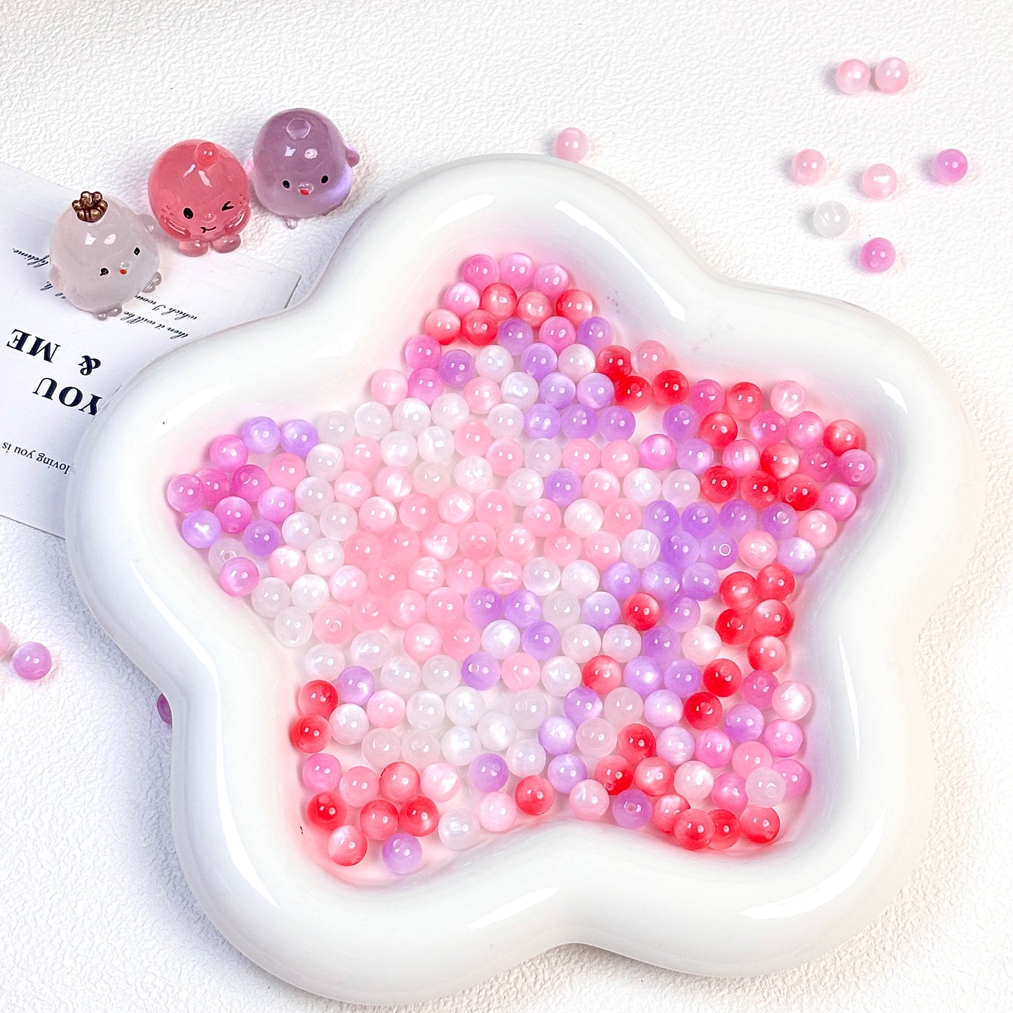Resin cat eye beads