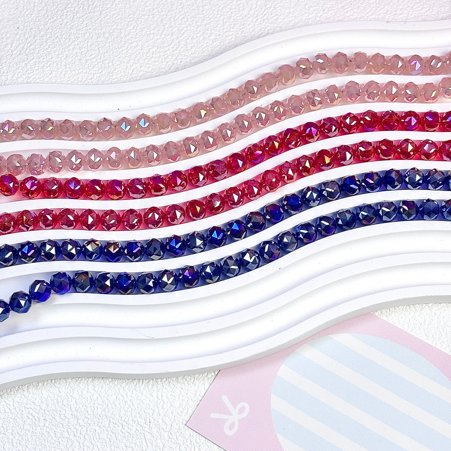 The dazzling flower-shaped crystal shines brightly(8mm)